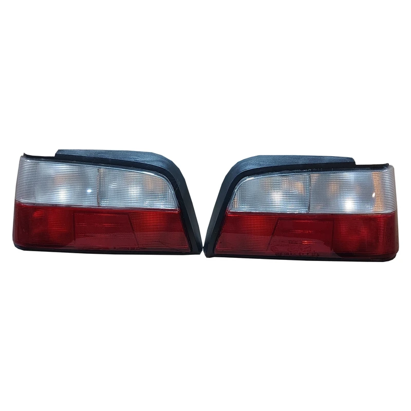 3 خطر عقب پژو پارس - Image 1